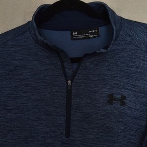 Mens 1/4 zip Under Armour large loose fit coldwear pullover.